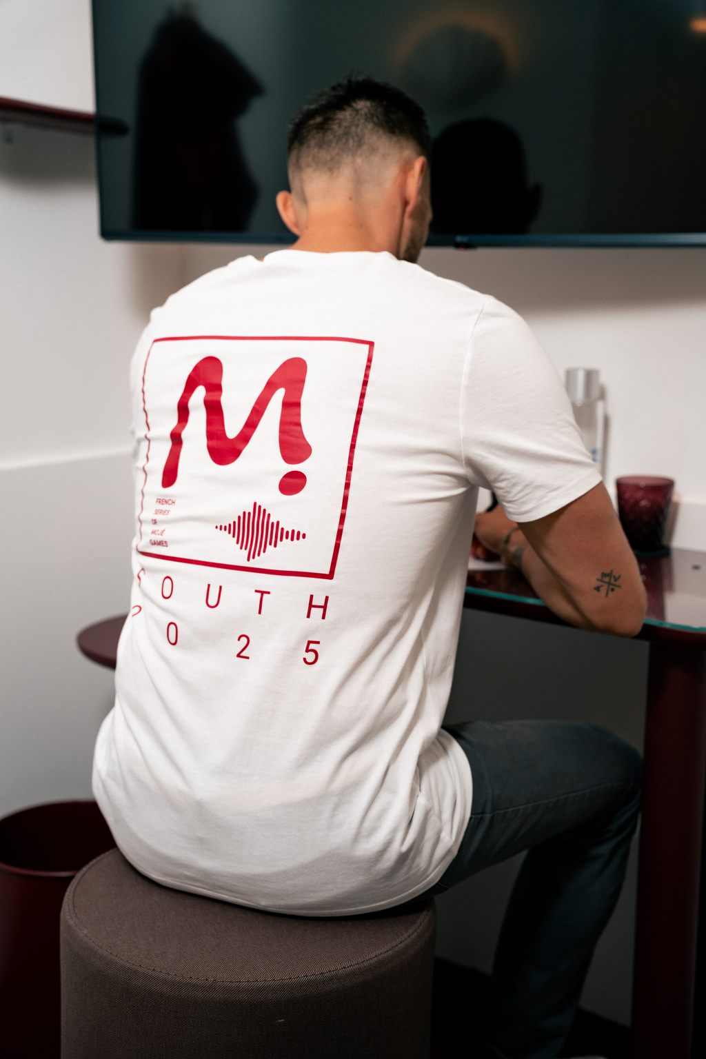 Tee-Shirt MOJÉ Unisexe Blanc et Bordeaux