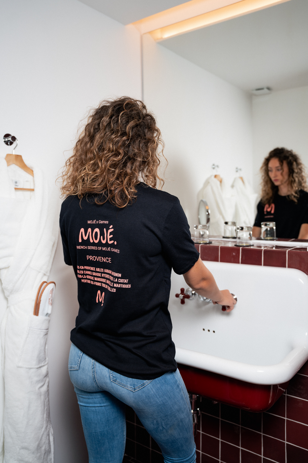 Tee-Shirt MOJÉ Unisexe Noir et Pêche