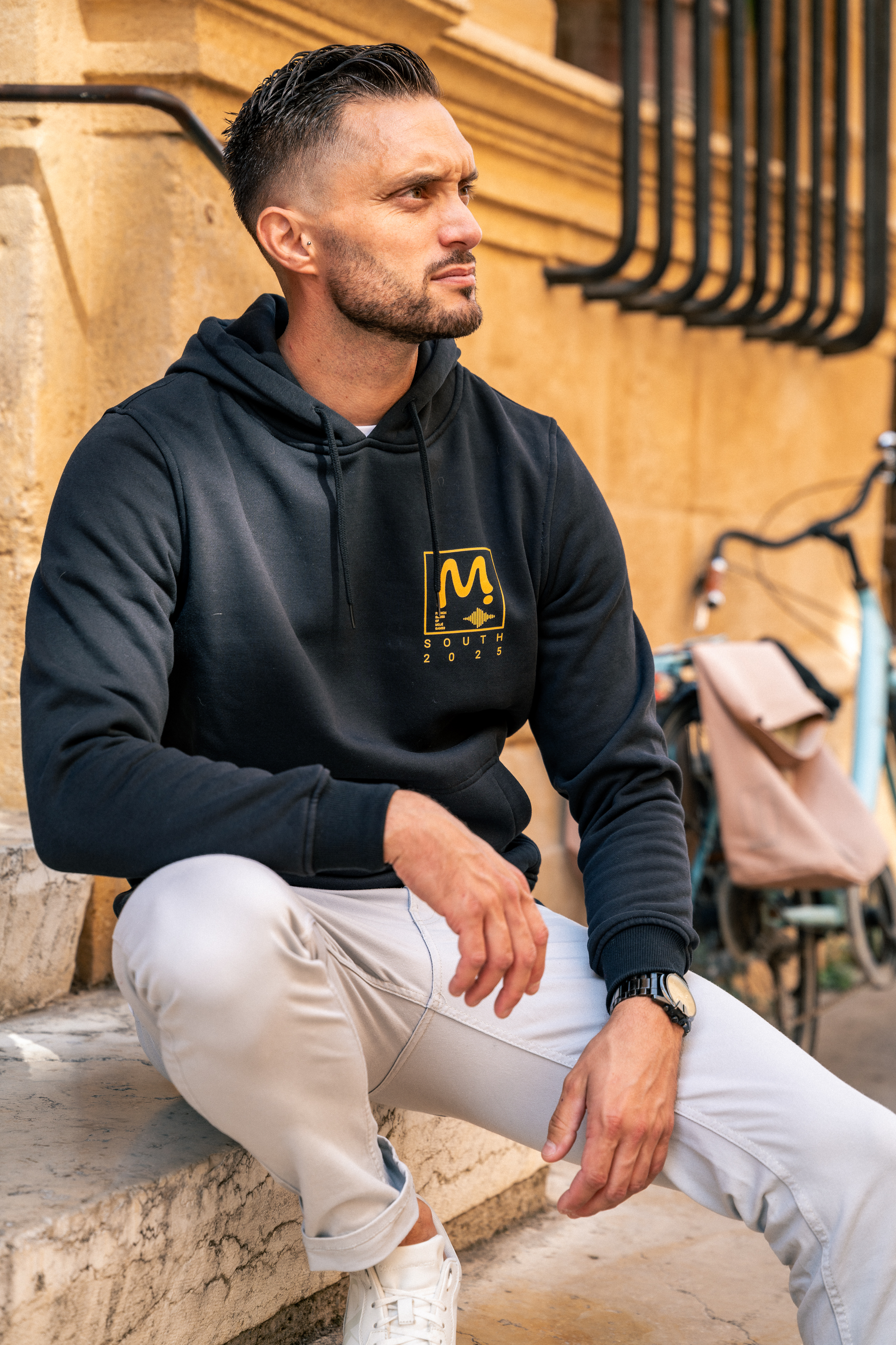 Sweat à capuche MOJÉ Unisexe Noir et Jaune