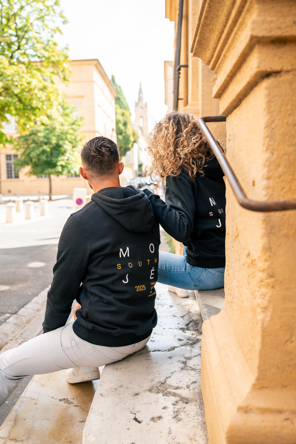 Sweat à capuche MOJÉ Unisexe Noir et Jaune